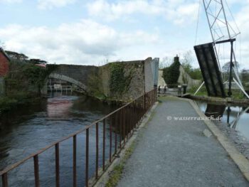 Bagenalstown Lifting Bridge Canal overflow and Lock