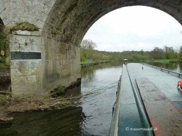 Ballytiglea Bridge Jetty left side behind