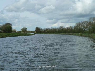 Current below Fenniscourt Lock