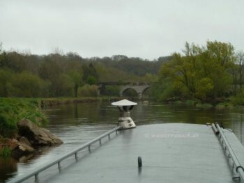 In front Ballytiglea Bridge in View
