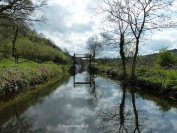 Lift bridge, before St. Mullins Harbour