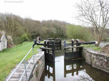 Lock slave at Ballingrane Lock