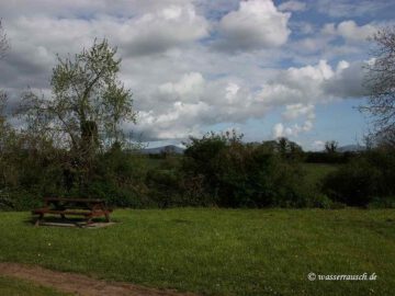 View the east at Slyguff Lock
