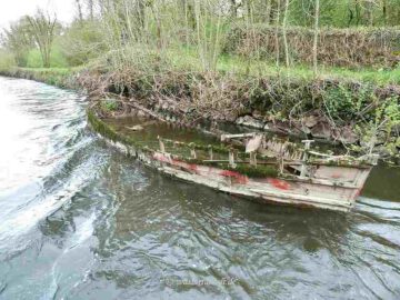 Wreck below Borris Lock