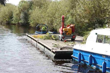 Jamestowncanal Tree Trimming & Hedge Cutting; © CHB