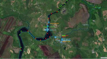 Tarmonbarry Locks and Bridges © esri