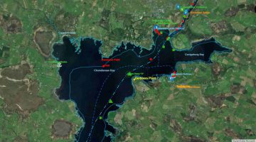 Terryglass Harbour and Town © esri; click picture to Lough Derg Map