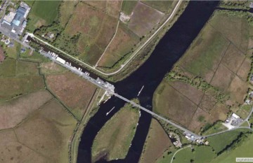 Portumna, Swing Bridge; © esri; click to Arcgis Map " Portumna, Swing Bridge"