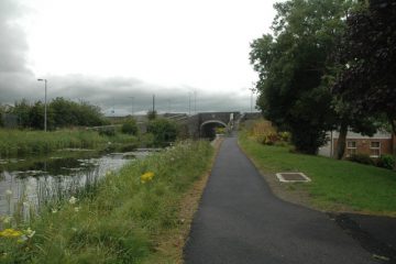 Towpath on north bank of the Royal Canal at Maynooth;© Copyright Roger Butler licensed CC-Licence.