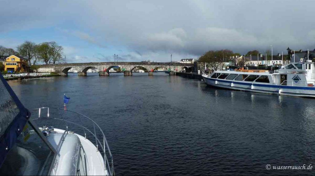 Carrick on Shannon Mooring; © CHB