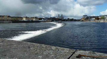 Athlone Weir and Lock; © Captain’s Handbook