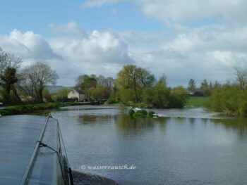 Maganey Lock and Weir in font