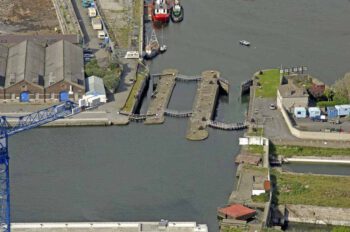 Canal Docks Dublin: © 2018 Marinas.com; "Link to Website Grand Canal Sealock Dublin Ireland Marinas.com" 