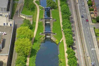 Link to Royal-Canal-Lock-4_ © marinas.com